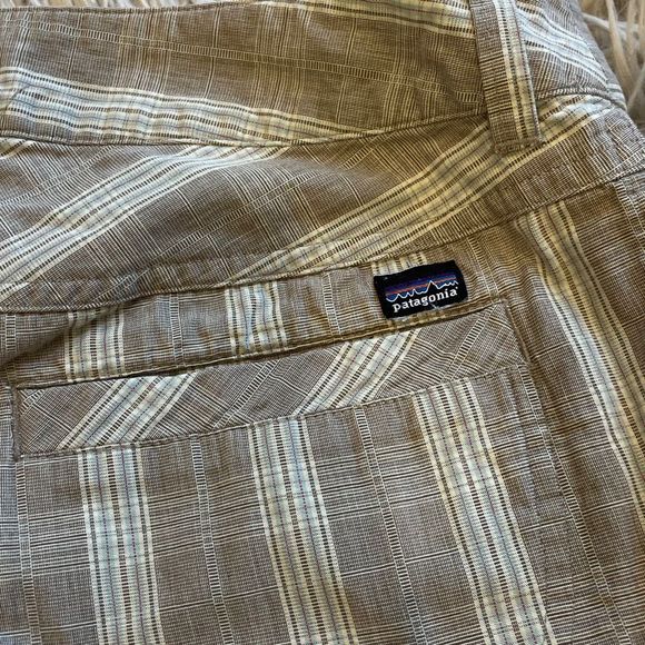 Patagonia pants size 4 - Picture 2 of 5